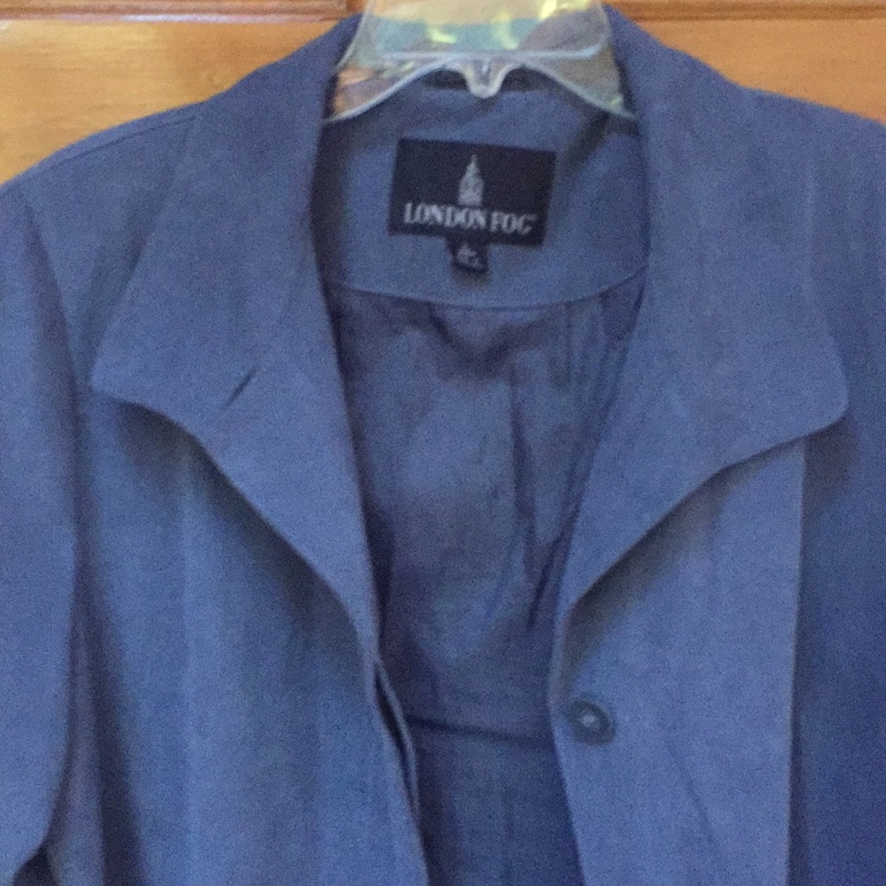London Fog - blue coat Large
